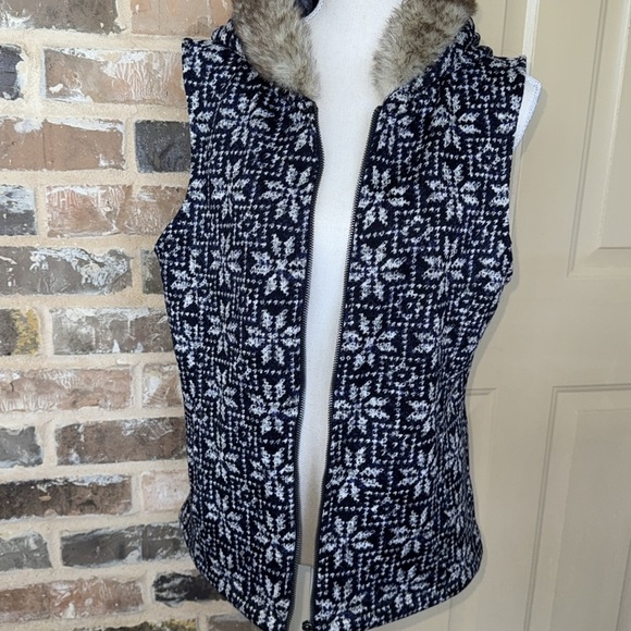 Talbots Navy Blue Nordic Fair Isle Snowflake Sweater Vest Fur Trim Hood Zip Up - Picture 6 of 13